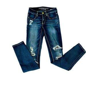 American eagle dark wash ripped skinny jeans